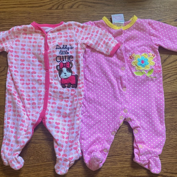 0-3 month 13 piece BUNDLE - Picture 2 of 4